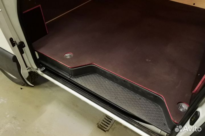 Обшивка кузова фургона iveco daily комплект