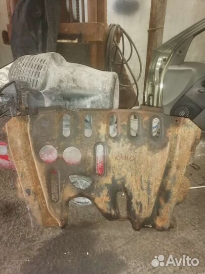 Защита двигателя Renault clio