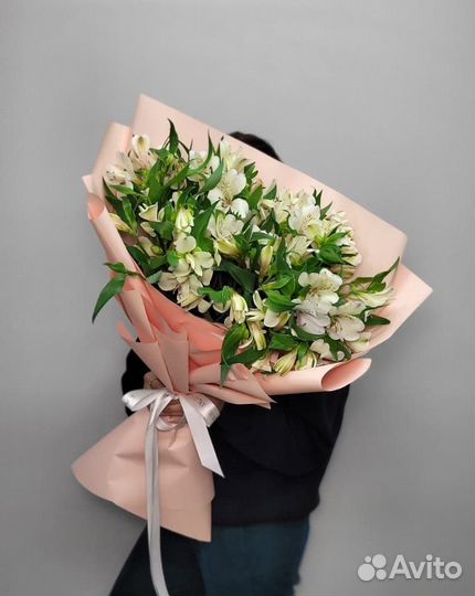 Букеты из альстромерий