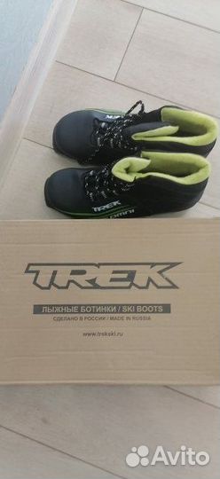 Лыжи и ботинки