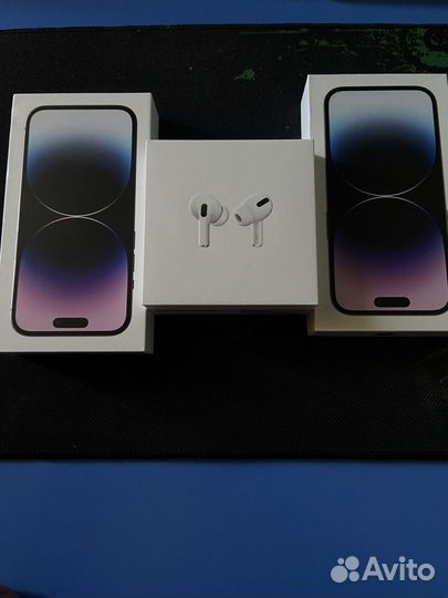 Кробки на iPhone 14 Pro и airpods pro оригинал