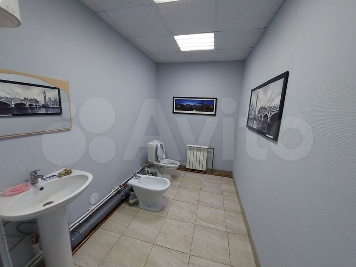 Здание, офис 400м² - 1200 м² Рабочего штаба