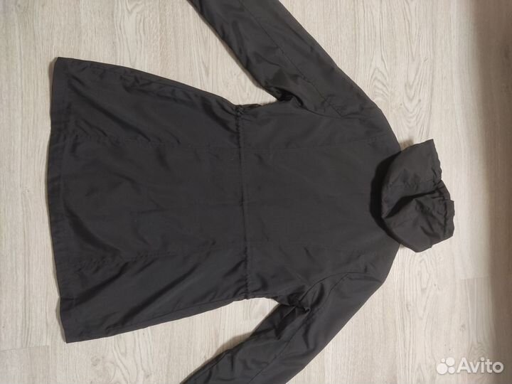 Ветровка женская