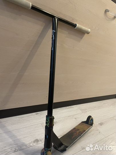 Трюковой самокат