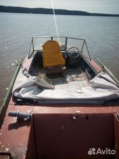 Лодка Днепр