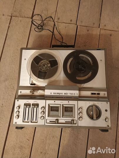 Катушечный магнитофон Астра 110