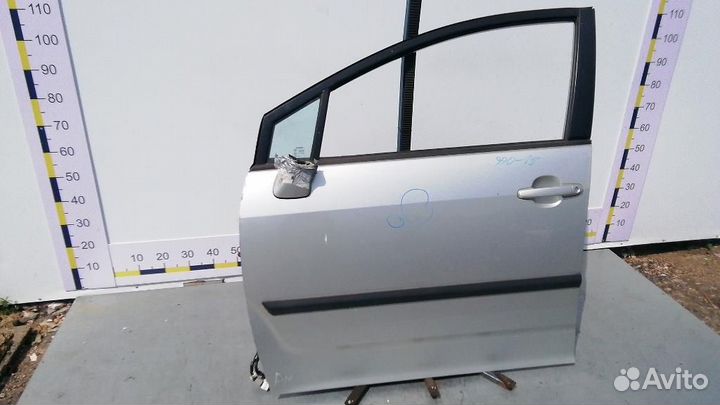 Дверь передняя левая Toyota Corolla Verso