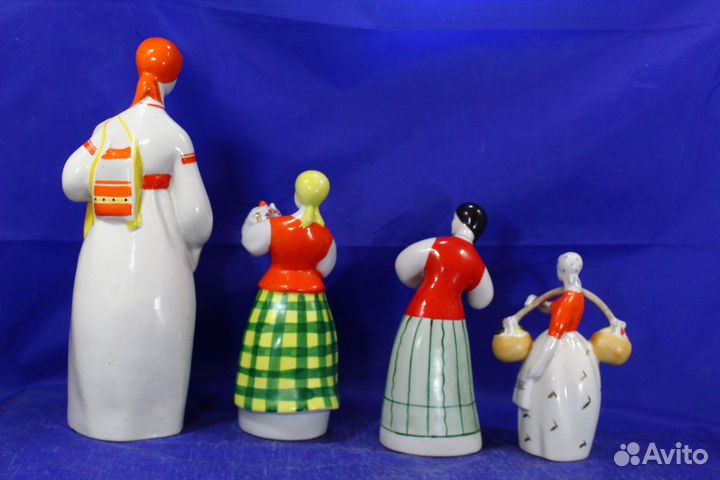 Статуэтка фарфор 4 девушки Украинки национальной о