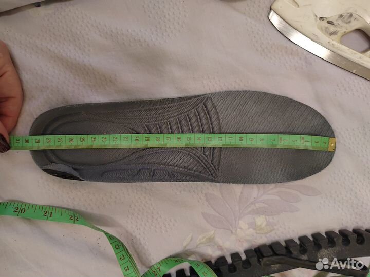 Хоккейные коньки bauer