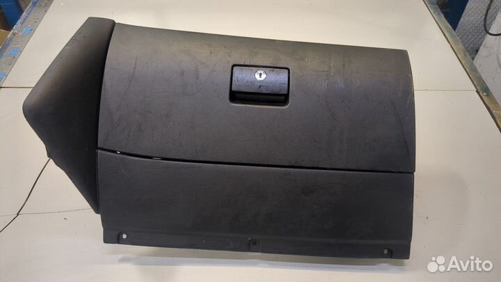 Бардачок Volkswagen Golf 4, 2002