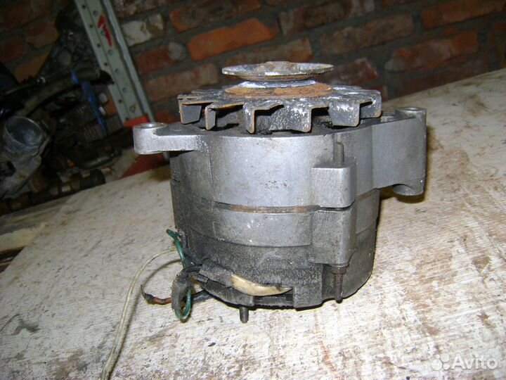 Генер Опель Рекорд Opel Record Delco Remy