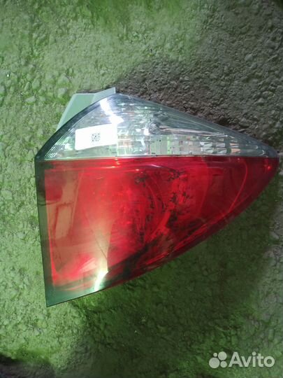 Задний фонарь Toyota Ractic