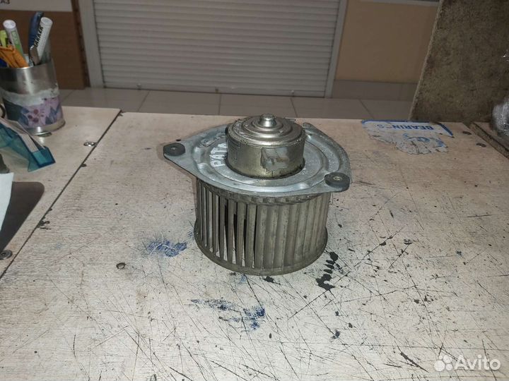 Моторчик печки Nissan Patrol (160,260) 1989-1995