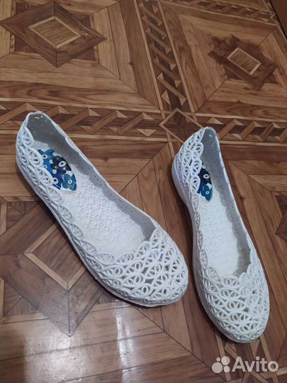 Балетки пляжные