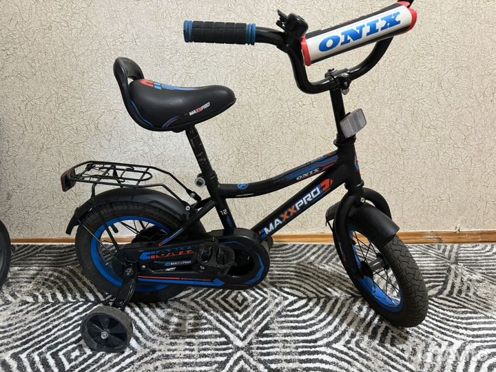 Детский велосипед четырехколесный