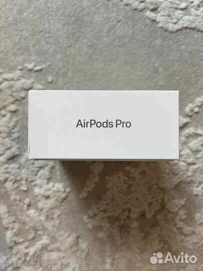 Коробка от наушников Airpods