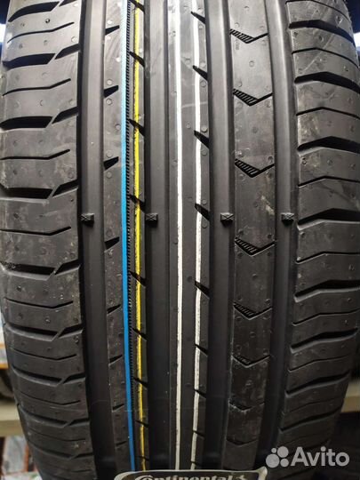 Continental ContiPremiumContact 5 215/55 R17