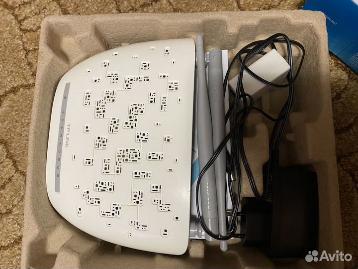 Модемы tp-link и d-link (продаются раздельно)