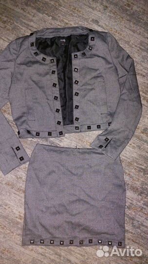 Костюм женский.42