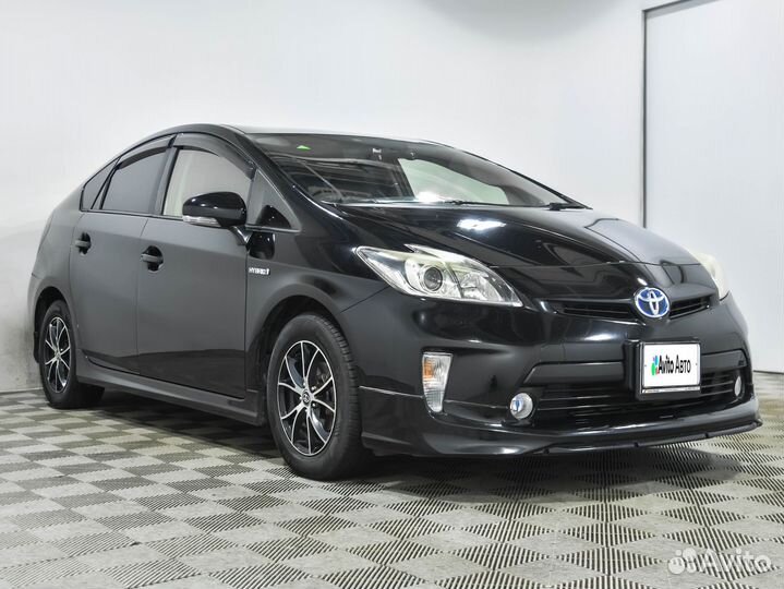 Toyota Prius 1.8 CVT, 2015, 91 609 км