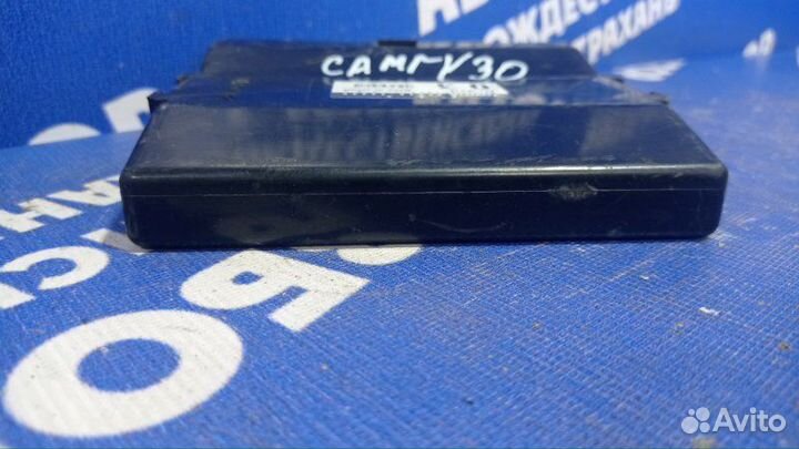 Блок управления abs Toyota Camry 30 седан 2AZ-FE