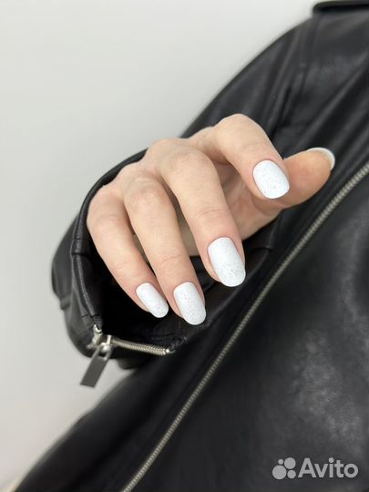 Маникюр с покрытием гель лак