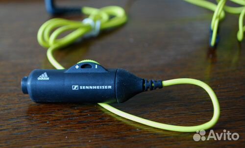 Продам наушники Sennheiser OMX 680 Sports