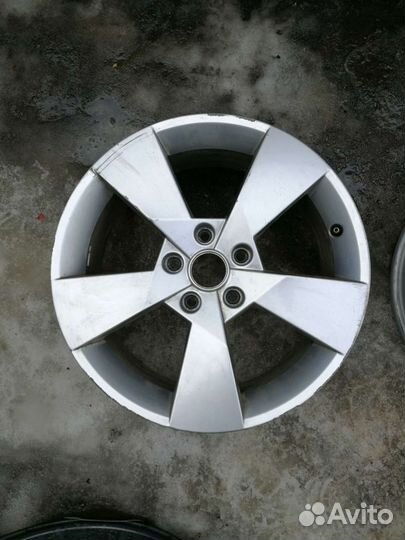 Диски R 17 Skoda