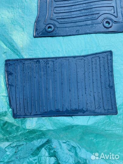 Комплект ковриков Lexus Ct200H