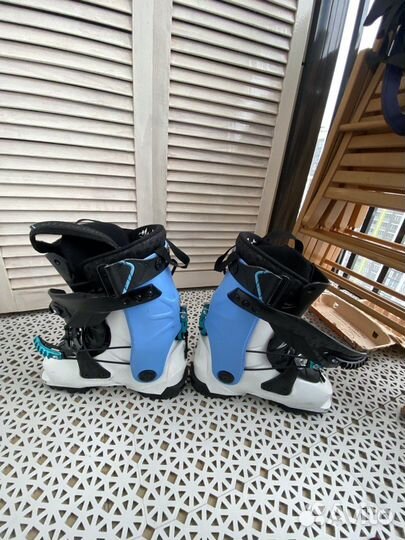 Горнолыжные ботинки