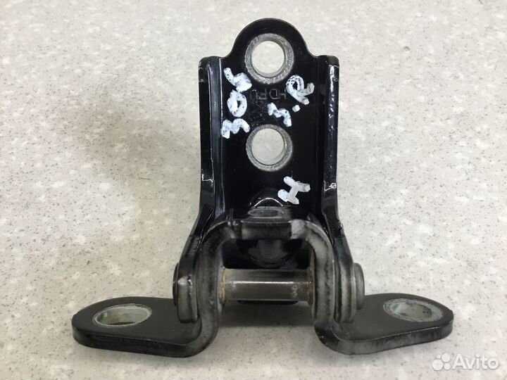 Петля двери задней правой нижняя Kia Cerato 2013-2