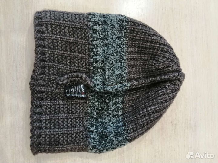 Вязаная шапка мужская