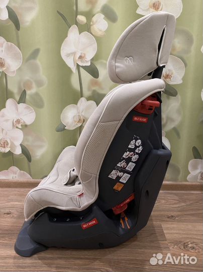 Автомобильное кресло Ailebebe