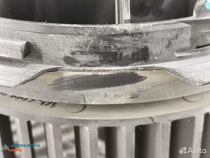 Моторчик печки Ford Focus рест. 2005 1379568