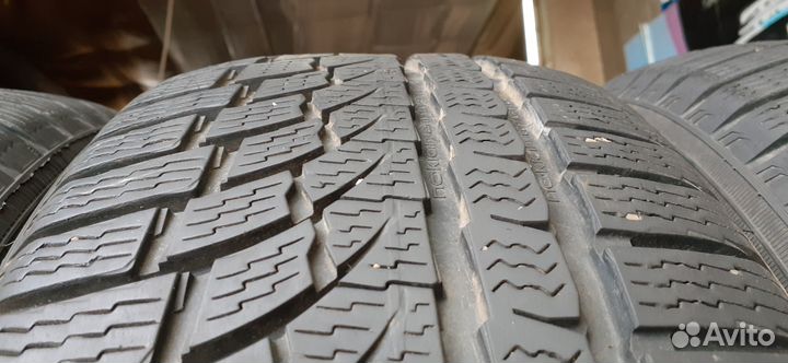 Nokian Tyres WR A4 215/50 R18
