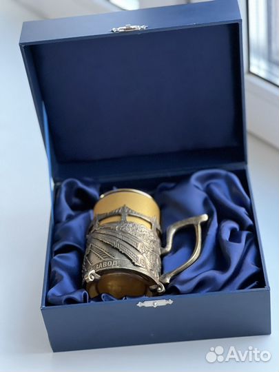 Стакан в подстаканнике