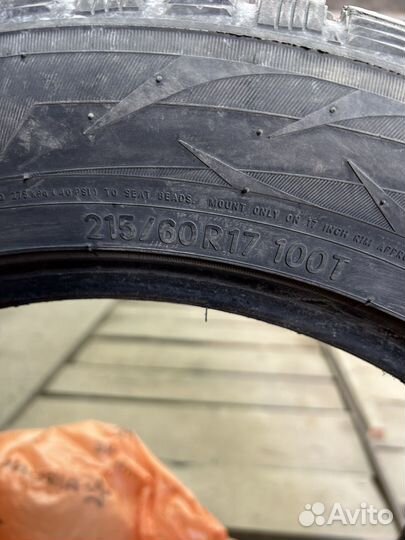 Toyo Celsius 215/60 R17