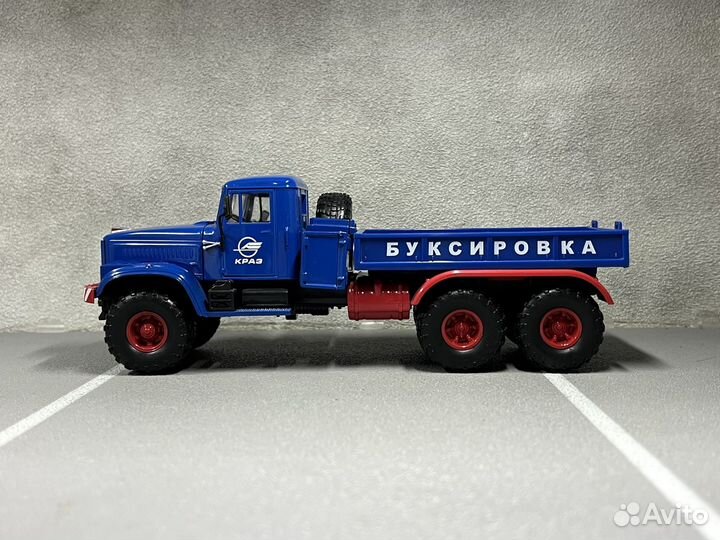 Коллекционная модель Краз-255В1 1:43 Нап