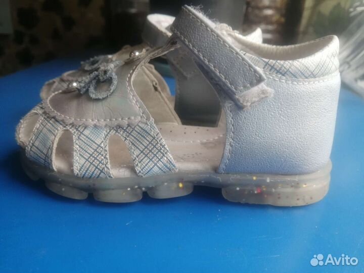 Босоножки для девочки 24 размер
