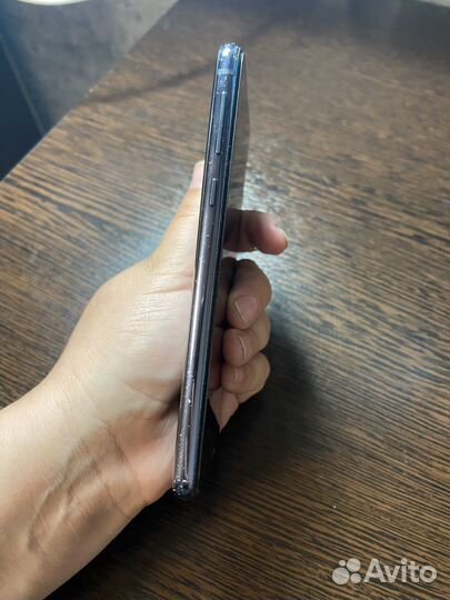 Samsung Galaxy S10, 6/128 ГБ