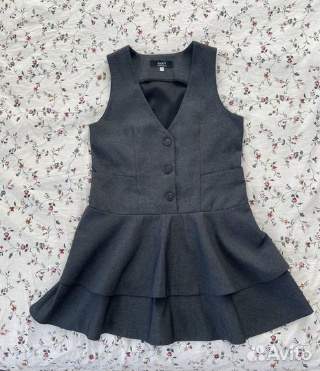 Школьный сарафан 134 серый