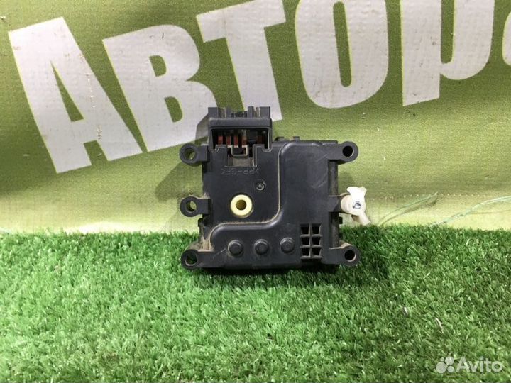 Сервопривод заслонок печки Mazda Mazda3 BK LF-VE