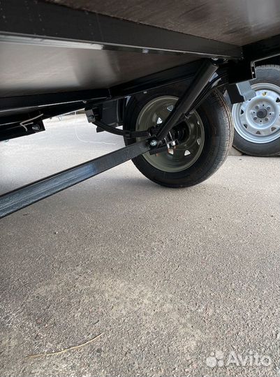 Прицеп легковой