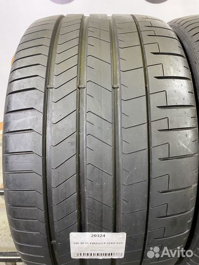 Pirelli P Zero PZ4 305/30 R21