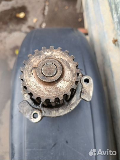 Помпа водяной насос ваз 2108