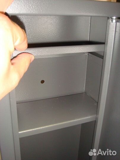 Сейф для пятизарядки 1300 мм с полками. Новый