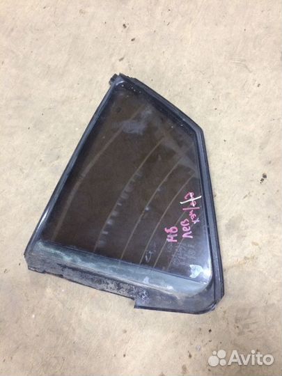 Форточка двери Мазда 6gg