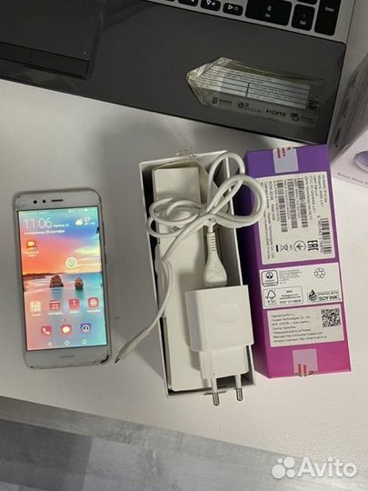 HUAWEI P10 Lite, 3/32 ГБ