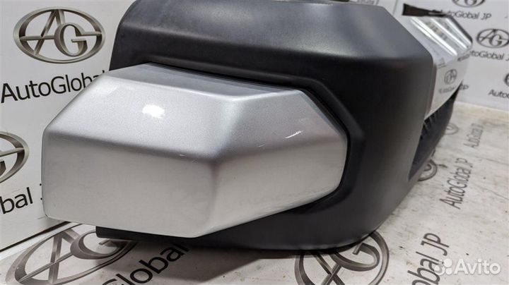 Бампер передний Toyota FJ Cruiser