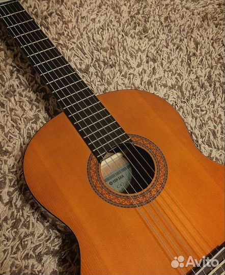 Классическая гитара yamaha C40